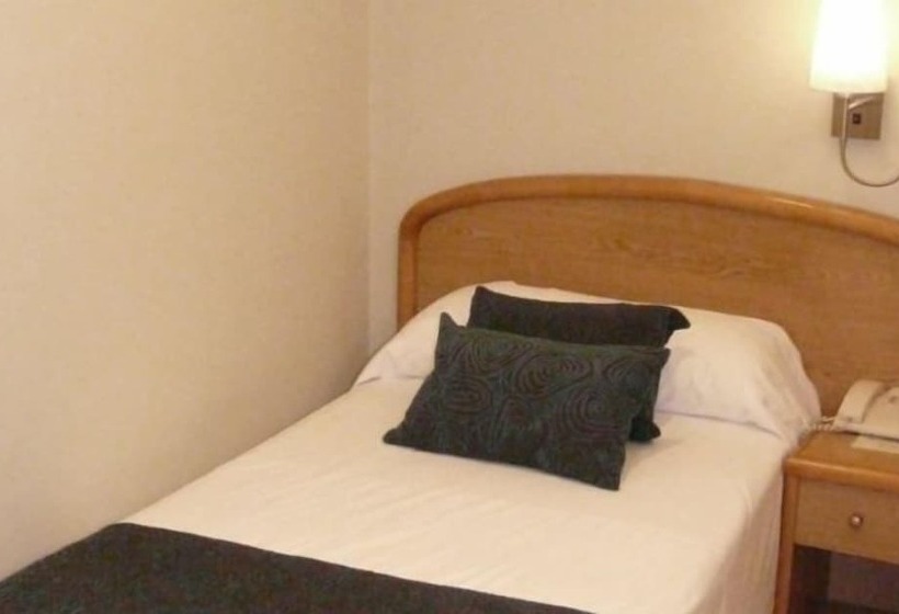 Habitación Individual Interior, Tanit