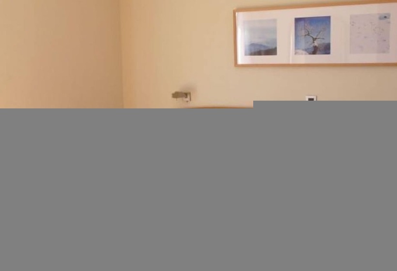 Habitación Individual Interior, Tanit