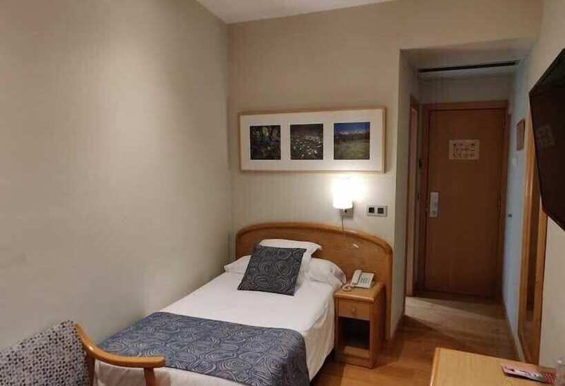 Habitación Individual Interior, Tanit