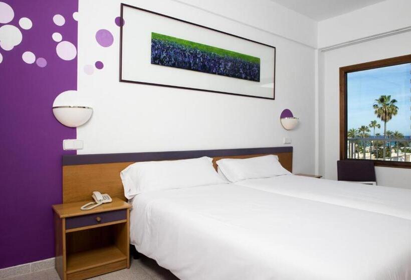 غرفة قياسية مطلّة علي البحر, Villa Miel