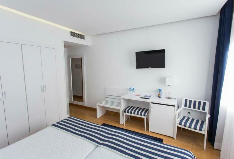 Superior Kamer, Voramar