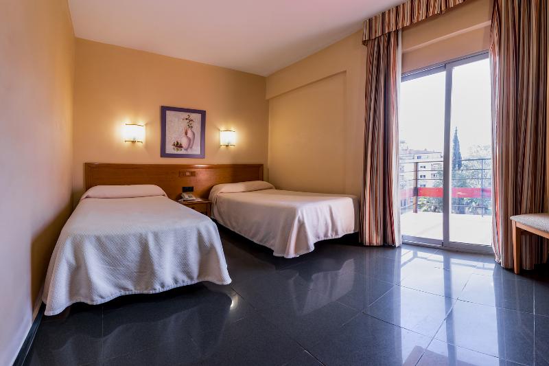 اتاق استاندارد, Zeus