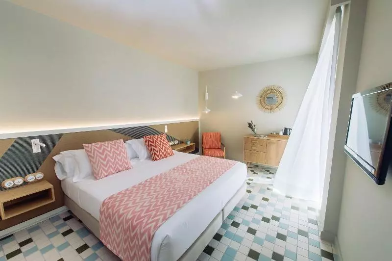 اتاق استاندارد با چشم‌انداز دریا, Inturotel Cala Esmeralda Beach Hotel & Spa - Adults Only