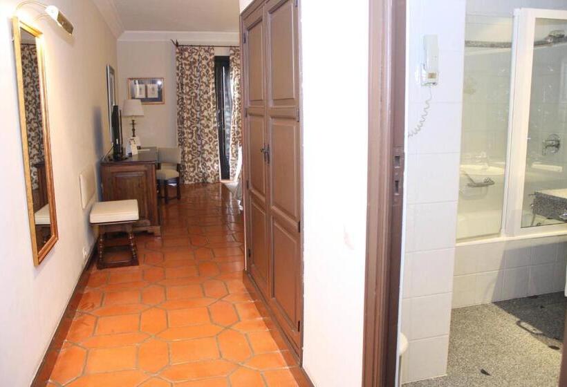 Номер Superior, Parador De Avila