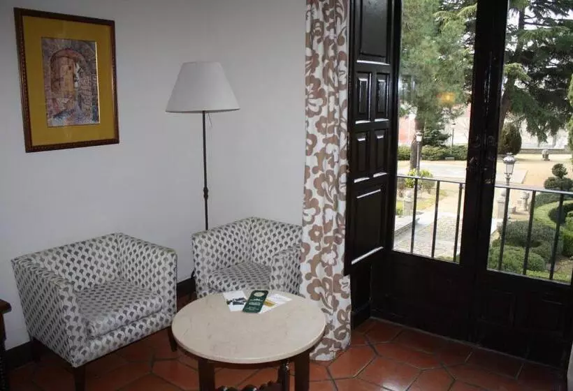 اتاق سوپریور, Parador De Avila