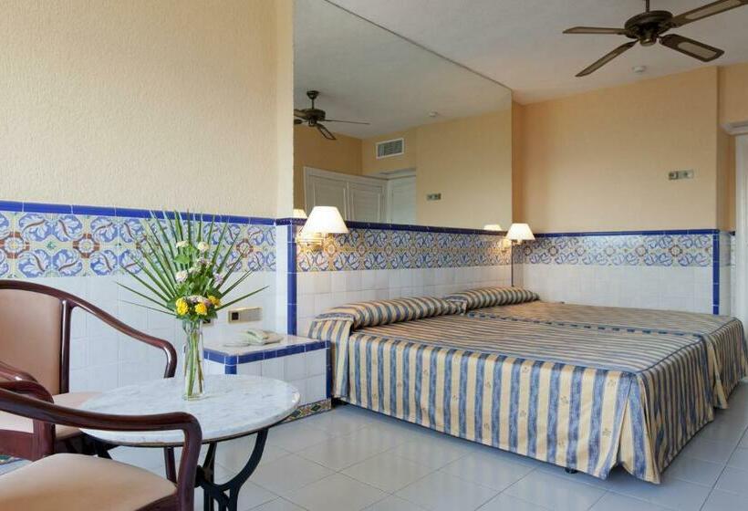 اتاق استاندارد سه نفره, Playalinda