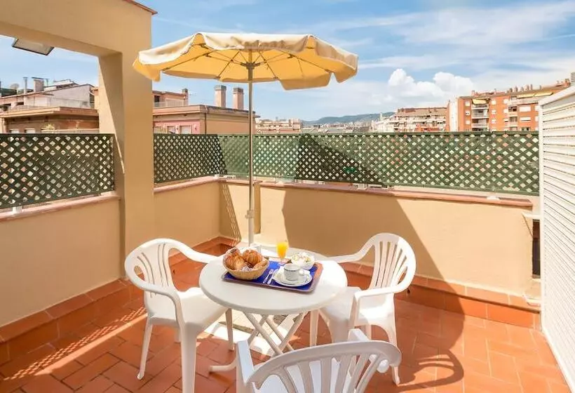 آپارتمان 1 خوابه با تراس, Aparthotel Bertrán