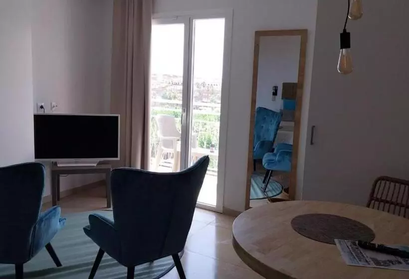 استودیوی استاندارد با چشم‌انداز دریا, Bamblue Boutique Apartments