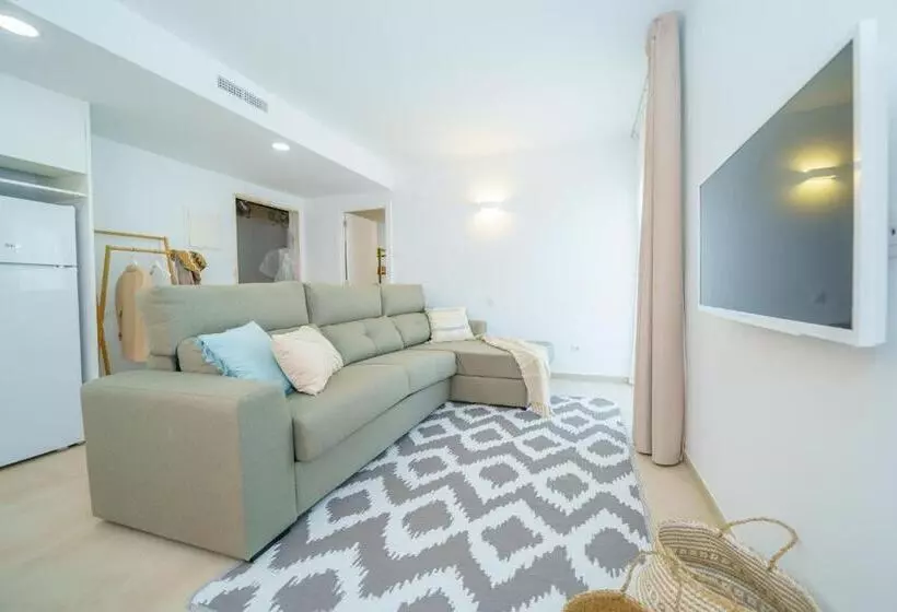 آپارتمان لوکس 1 خوابه, Bamblue Boutique Apartments