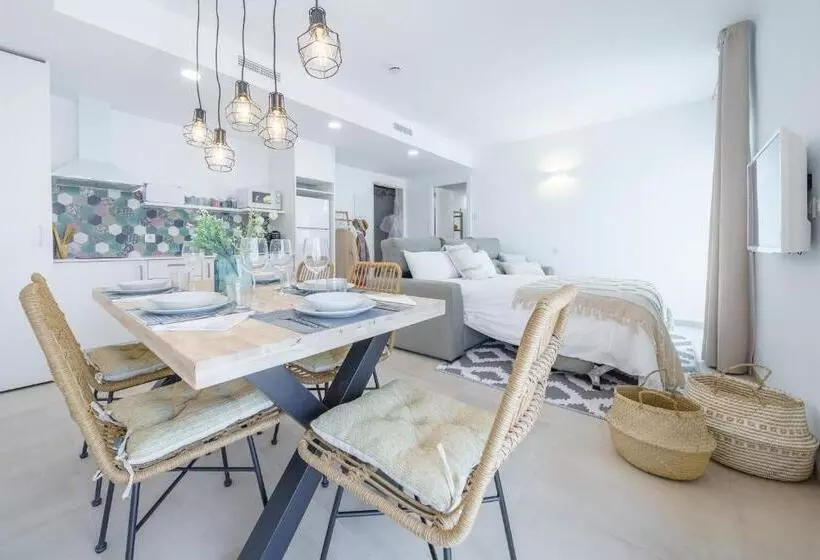 آپارتمان لوکس 1 خوابه, Bamblue Boutique Apartments