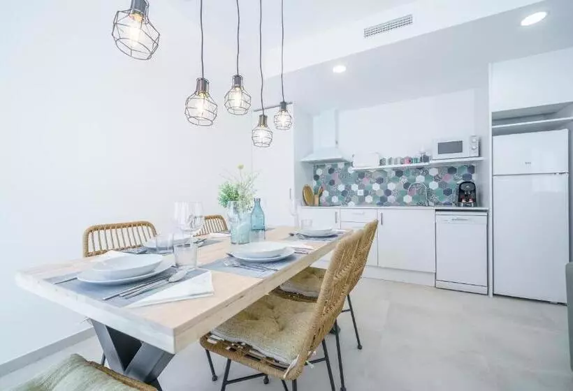 آپارتمان 3 خوابه, Bamblue Boutique Apartments
