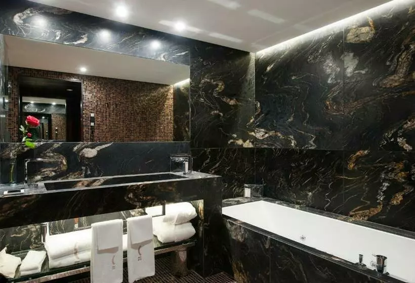 سوییت جونیور, Claris Hotel & Spa Gl, A Small Luxury Hotel Of The World