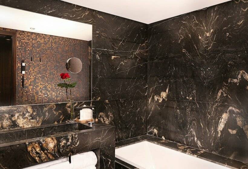 Полулюкс, Claris Hotel & Spa Gl, A Small Luxury Hotel Of The World