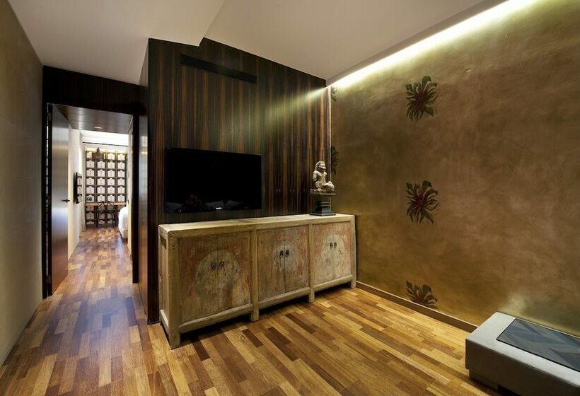 Полулюкс, Claris Hotel & Spa Gl, A Small Luxury Hotel Of The World