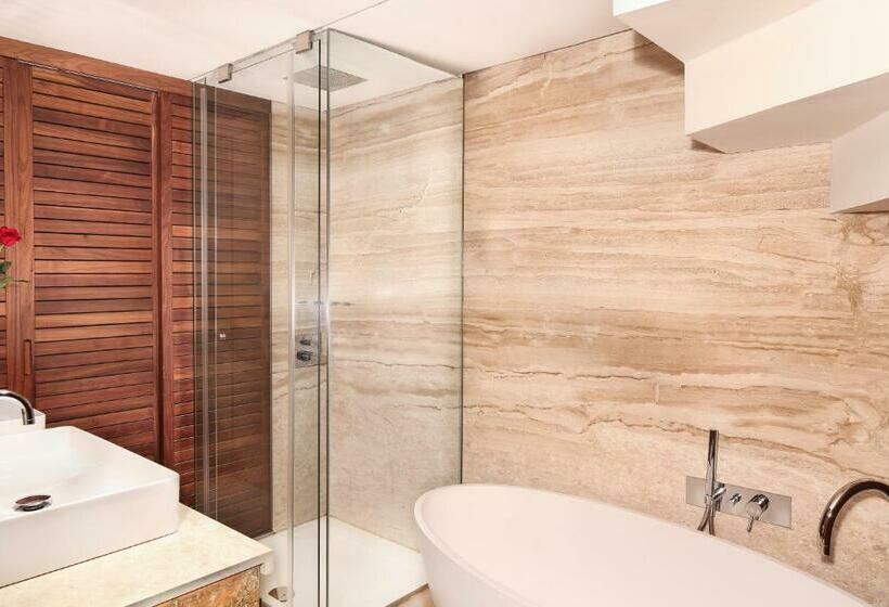 Люкс Дюплекс, Claris Hotel & Spa Gl, A Small Luxury Hotel Of The World