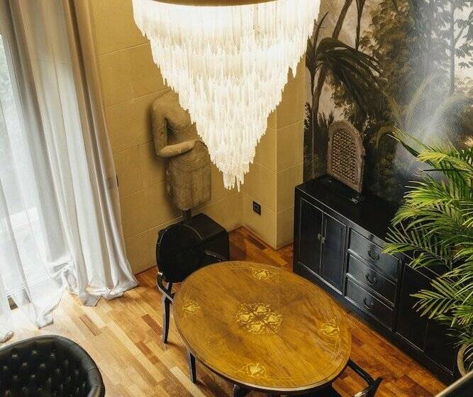 Люкс Кровать Кинг, Claris Hotel & Spa Gl, A Small Luxury Hotel Of The World