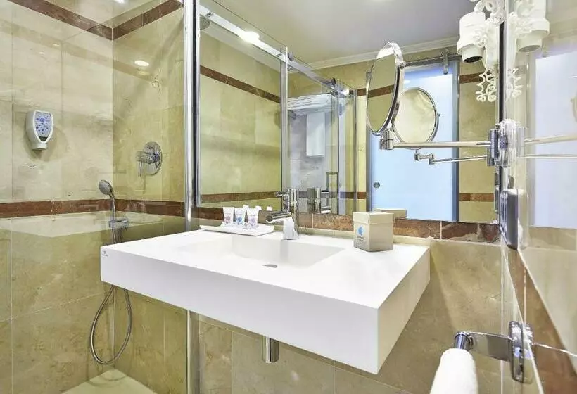 اتاق استاندارد با چشم‌انداز دریا, Grupotel Acapulco Playa  Adults Only