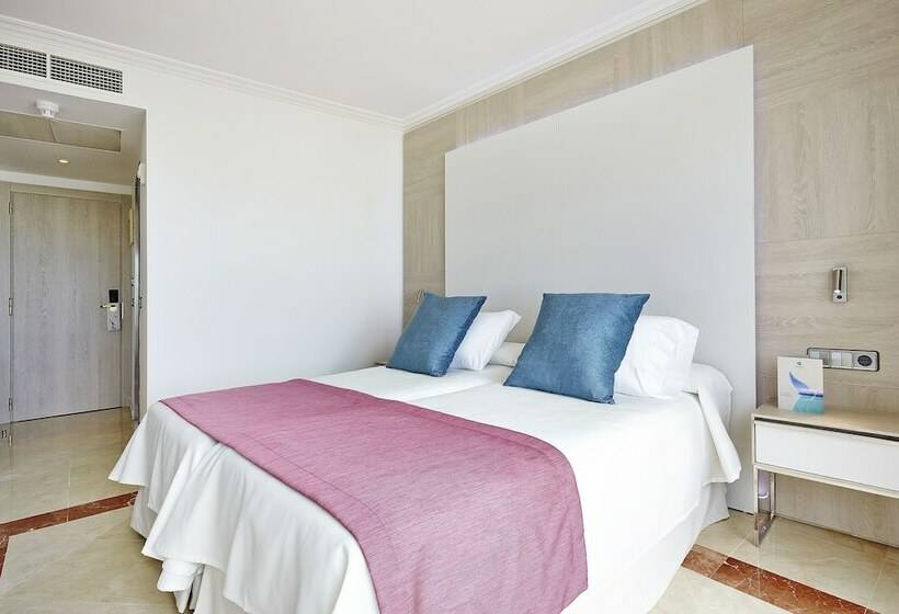 חדר פרמיום בצד עם נוף לים, Grupotel Acapulco Playa  Adults Only