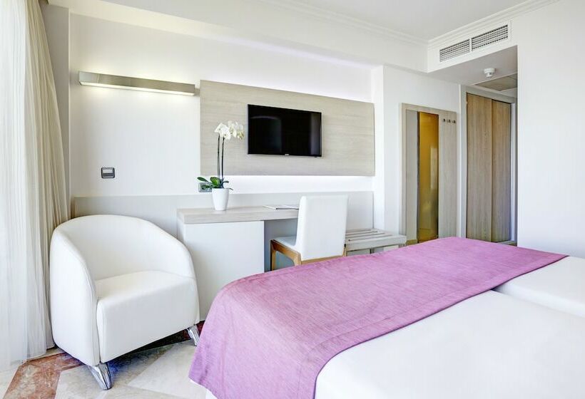 프리미엄 룸 측면 바다 전망, Grupotel Acapulco Playa  Adults Only