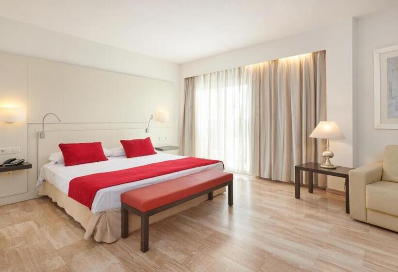 جناح جونيور, Grupotel Taurus Park
