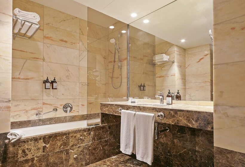 Номер Стандарт, Acta City 47