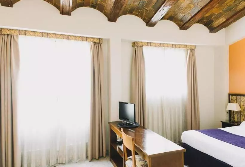 Superior Room with Terrace, Ad Hoc Monumental 1881