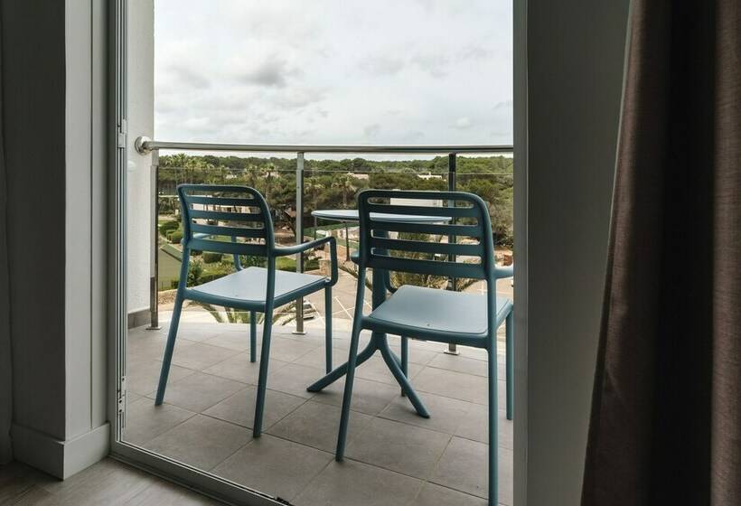 Номер Стандарт, Alua Illa De Menorca