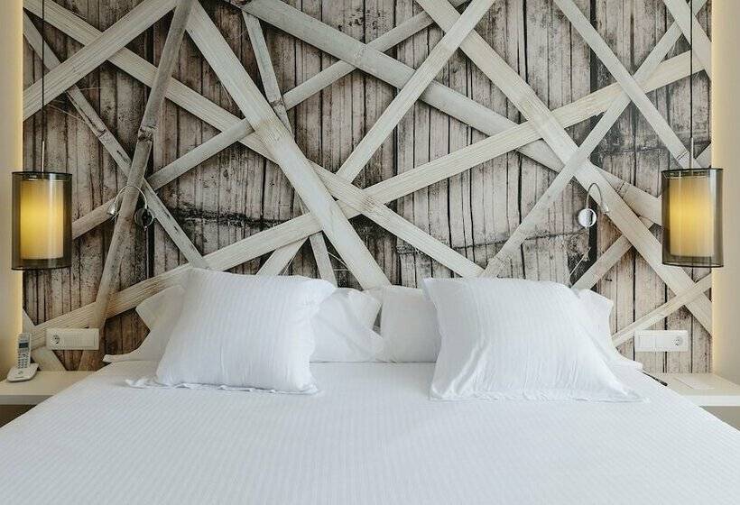 Quarto Estandar, Bordoy Alcudia Bay   Adults Only