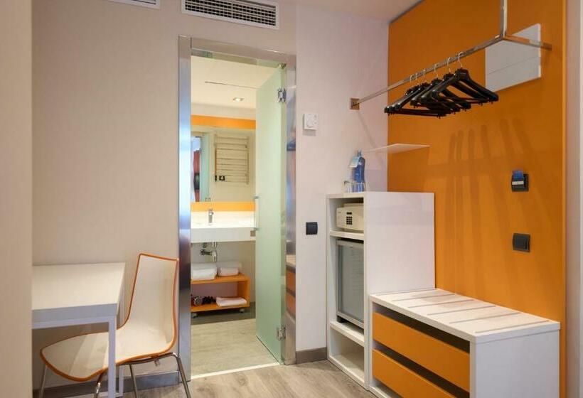 Номер Премиум, Catalonia Mikado