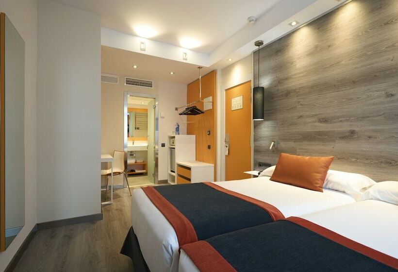 Номер Премиум, Catalonia Mikado