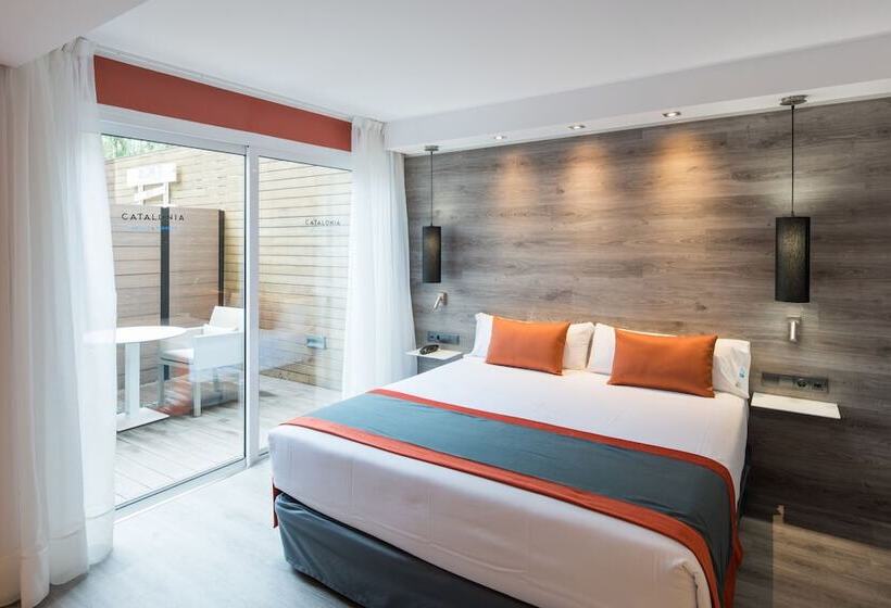 Premium room with terrace, Catalonia Mikado