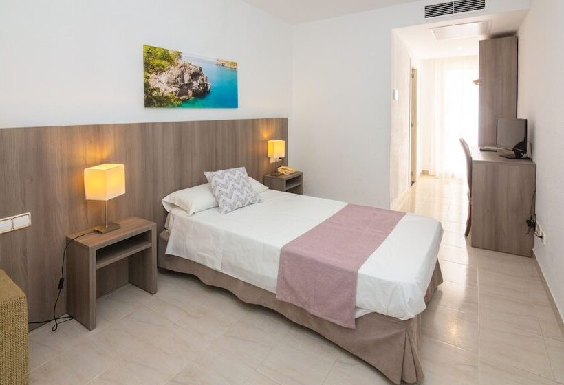 Номер Стандарт Индивидуальный, Club S'illot