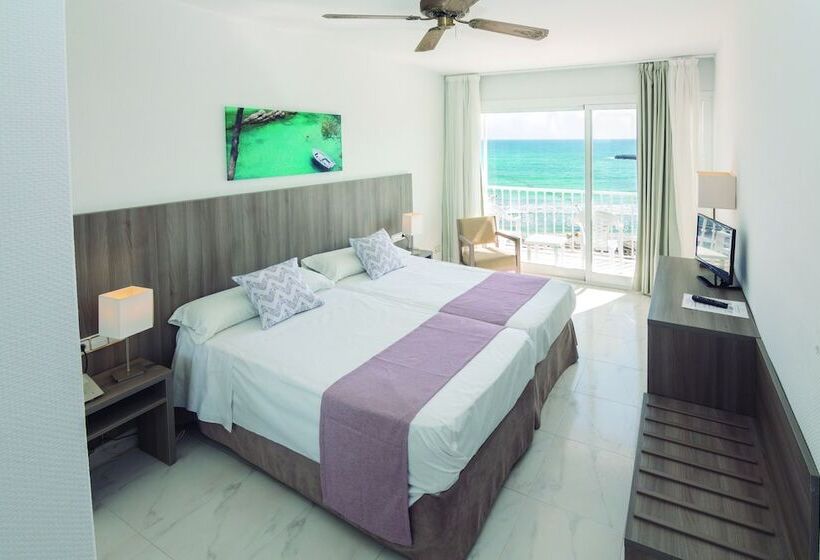 Номер Стандарт Вид на Море, Club S'illot