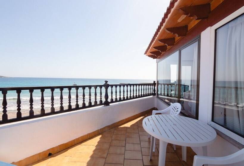 Номер Superior, Club S'illot