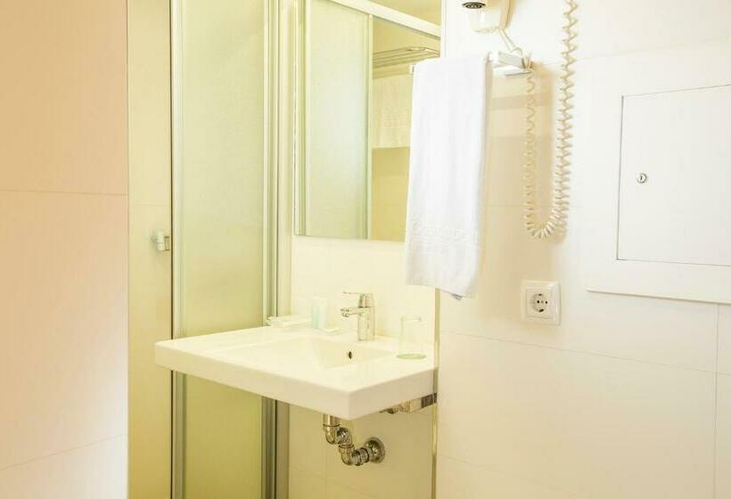 スタンダードシングルルーム, Bordoy Cosmopolitan