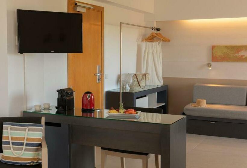 ファミリールーム, Bordoy Cosmopolitan