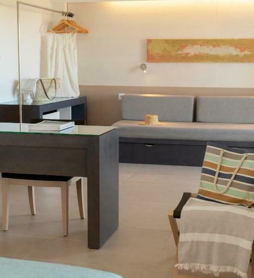 ファミリールーム, Bordoy Cosmopolitan