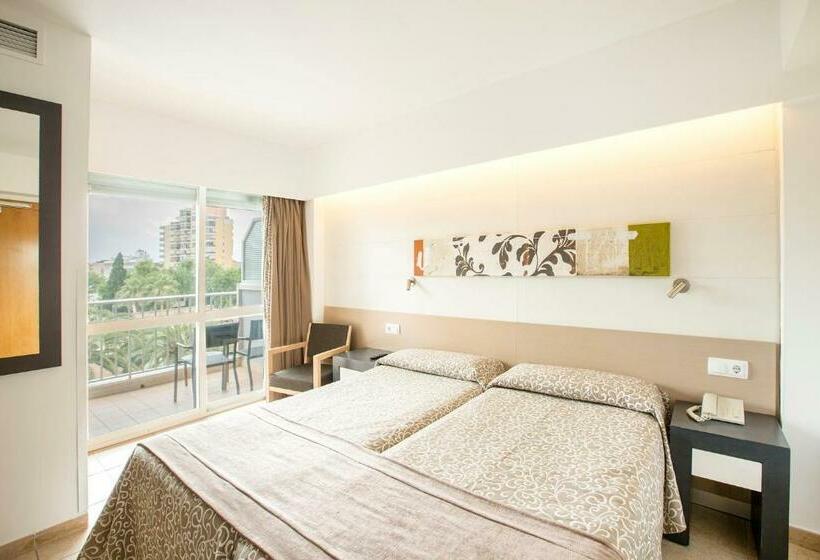 ファミリールーム, Bordoy Cosmopolitan