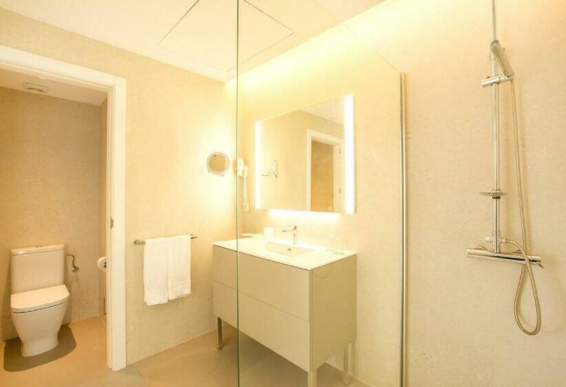 スーペリアージュニアスイート, Bordoy Cosmopolitan