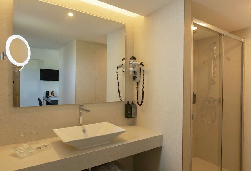 プールビューファミリールーム, Bordoy Cosmopolitan