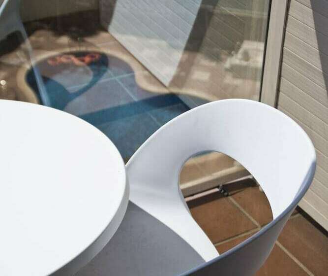 غرفة قياسية, Esplai