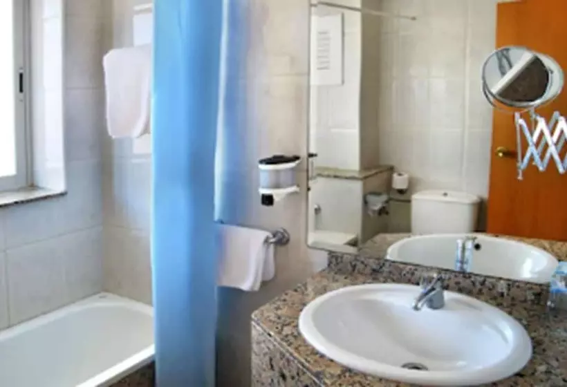Dört Kişilik Standart Oda, Esplai
