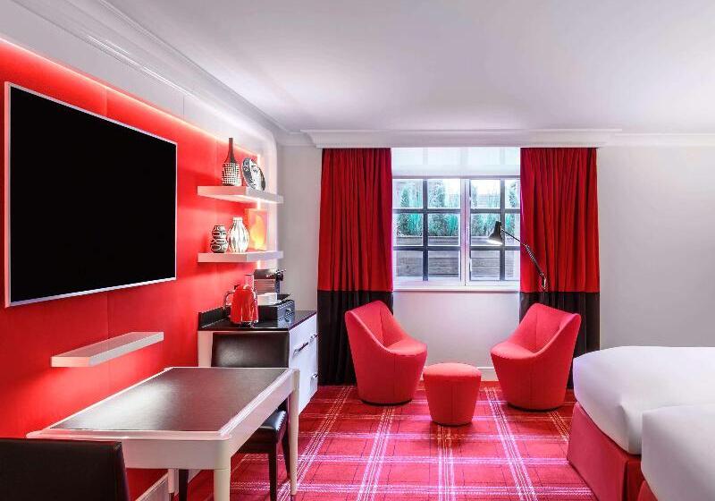 غرفة قياسية, Esplai