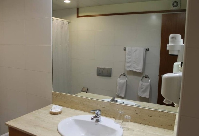 غرفة قياسية, Flora Parc