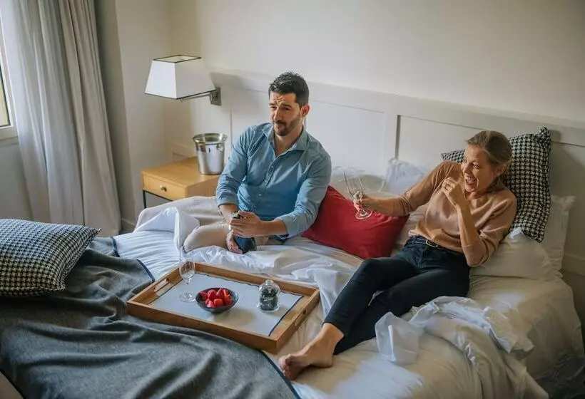 اتاق استاندارد, Gallery Hotel 4 Sup