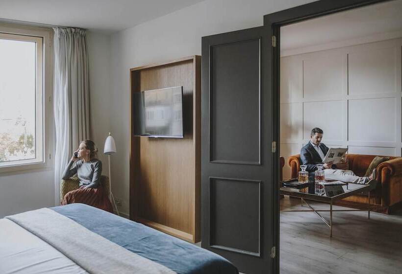 Люкс, Gallery Hotel 4 Sup