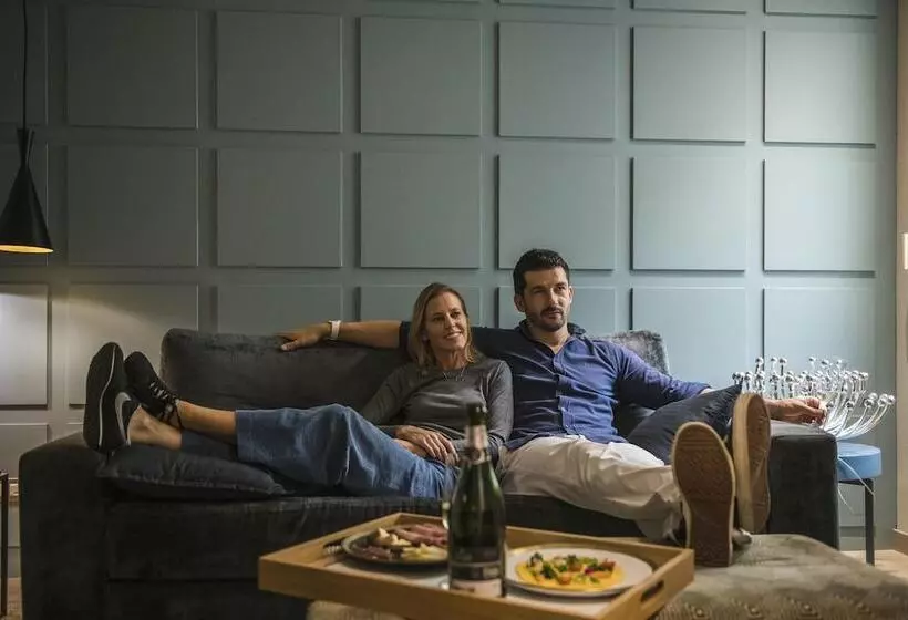 اتاق لوکس, Gallery Hotel 4 Sup