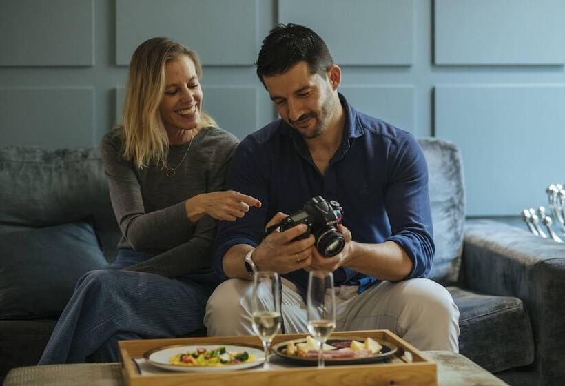 Номер Deluxe, Gallery Hotel 4 Sup