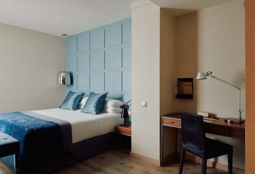 Номер Deluxe, Gallery Hotel 4 Sup