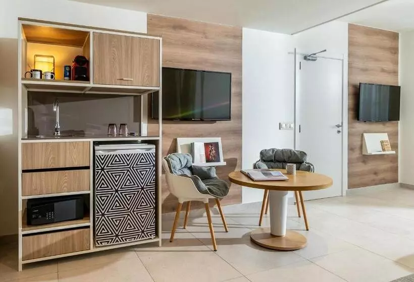 اتاق استاندارد با چشم‌انداز دریا, Innside By Meliá Calviá Beach